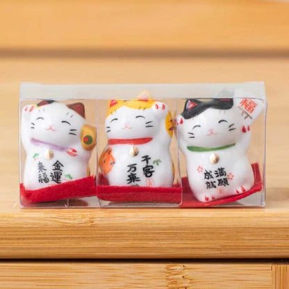 Maneki Neko Blanc Lot de 3 en Résine